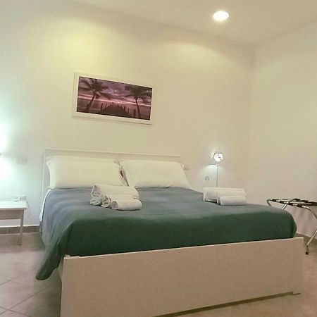 Miriam Casa Vacanze Флуміні-ді-Кварту Екстер'єр фото